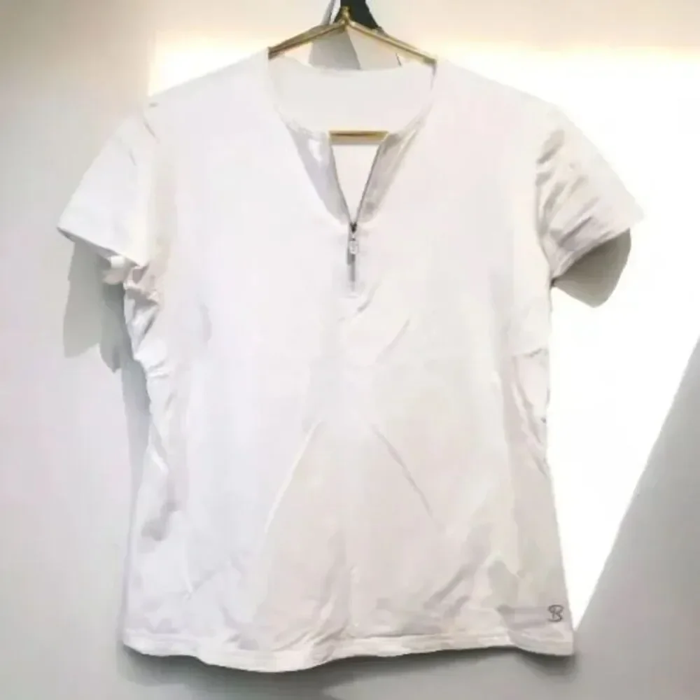 Sofibella White Short-Sleeved Half Zip Collarless Golf Shirt~$74 - Picture 4 of 11